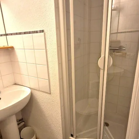 4 Pieces Pour 6/8 Personnes Avec Terrasse, Proche Pistes Et Centre A - Fr-1-265-172 Apartment